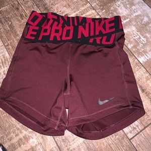 Nike pro shorts burgundy